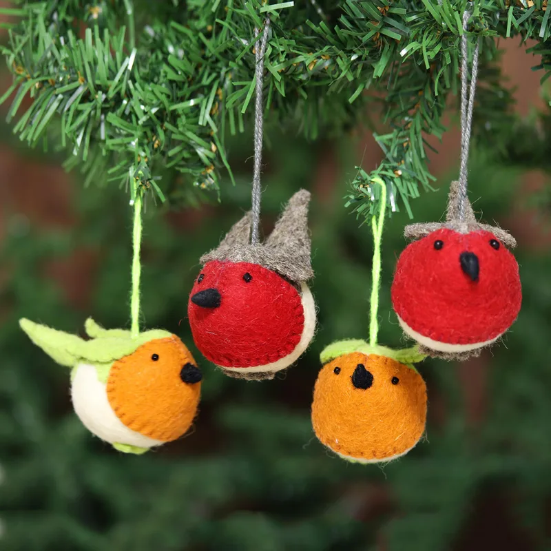 Robin's Delight Christmas Bird Ornaments (Set of 4) ByRajesh Ghloth handcrafted product