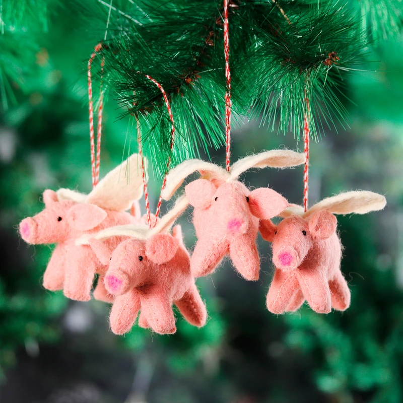 Flying Piggies Wool Felt Christmas Ornament (Set of 4) technical drawing